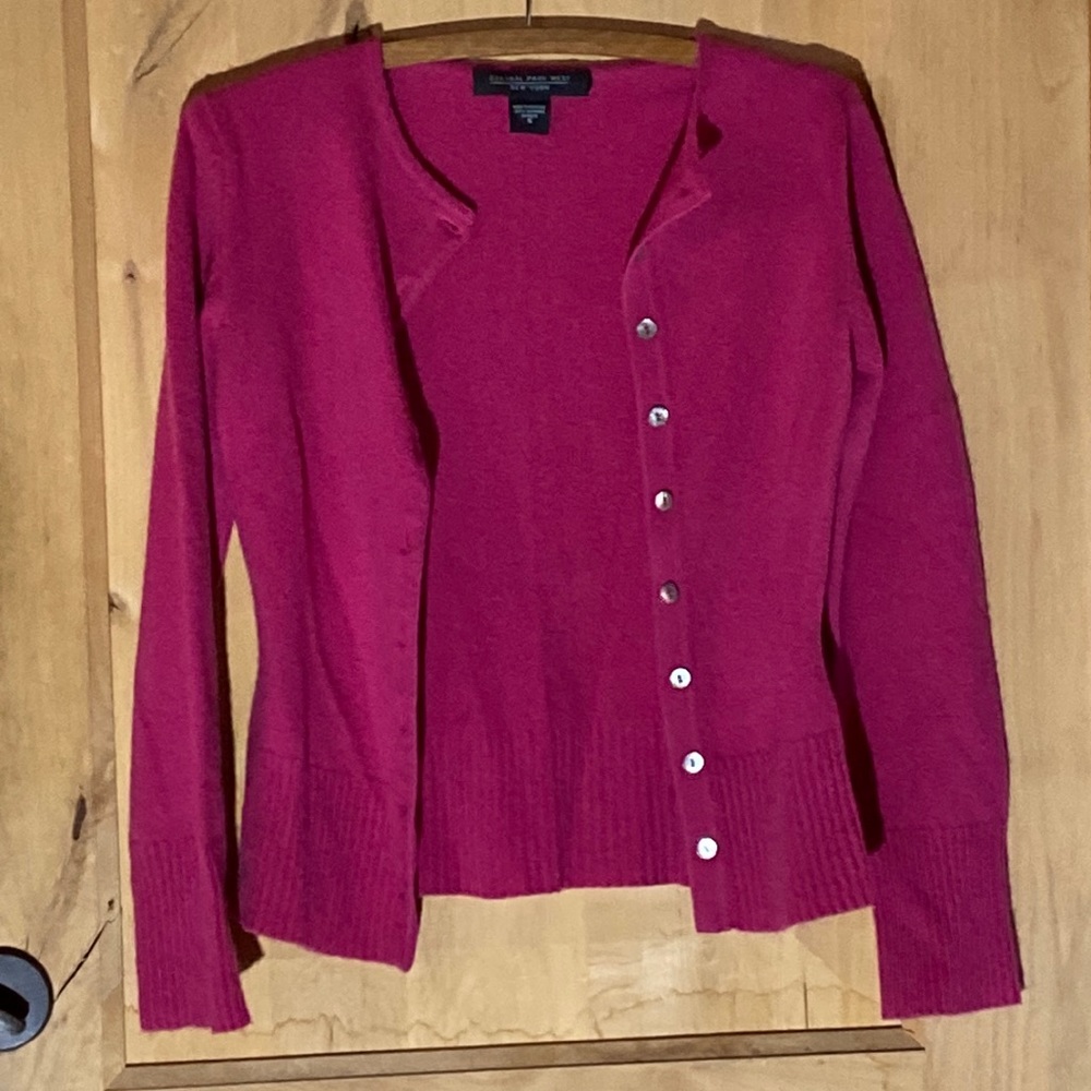 100% Cashmere sweater